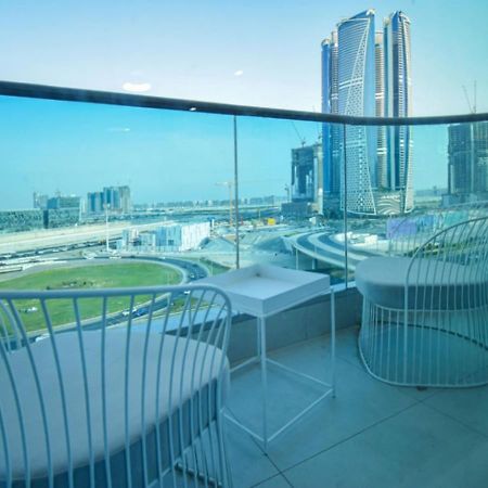 Elegant 2Br View With Rooftop Pool The Bay Dubaj Zewnętrze zdjęcie