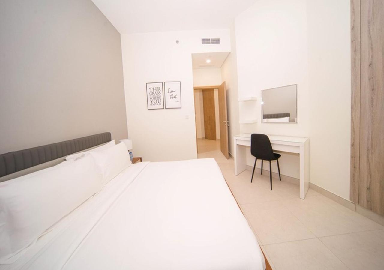 Elegant 2Br View With Rooftop Pool The Bay Dubaj Zewnętrze zdjęcie